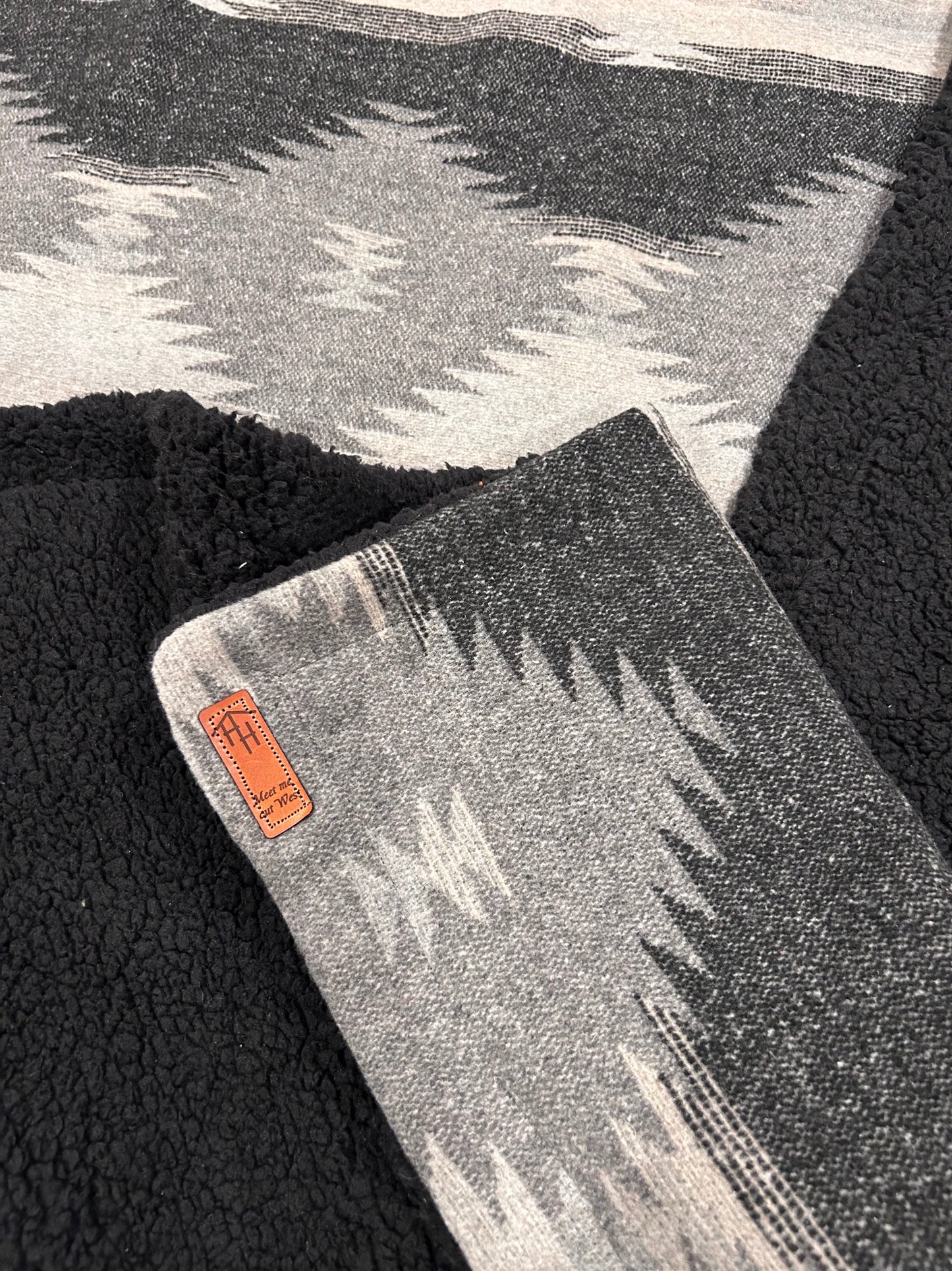 Blanket: The 395