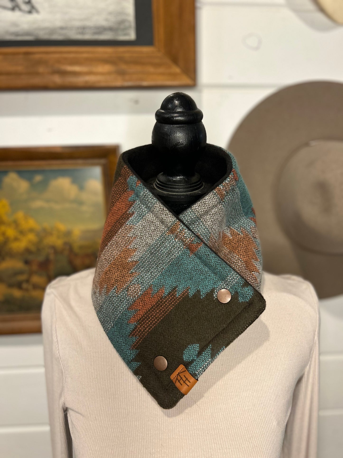 Pistol: Wickenburg with lux chocolate fleece liner